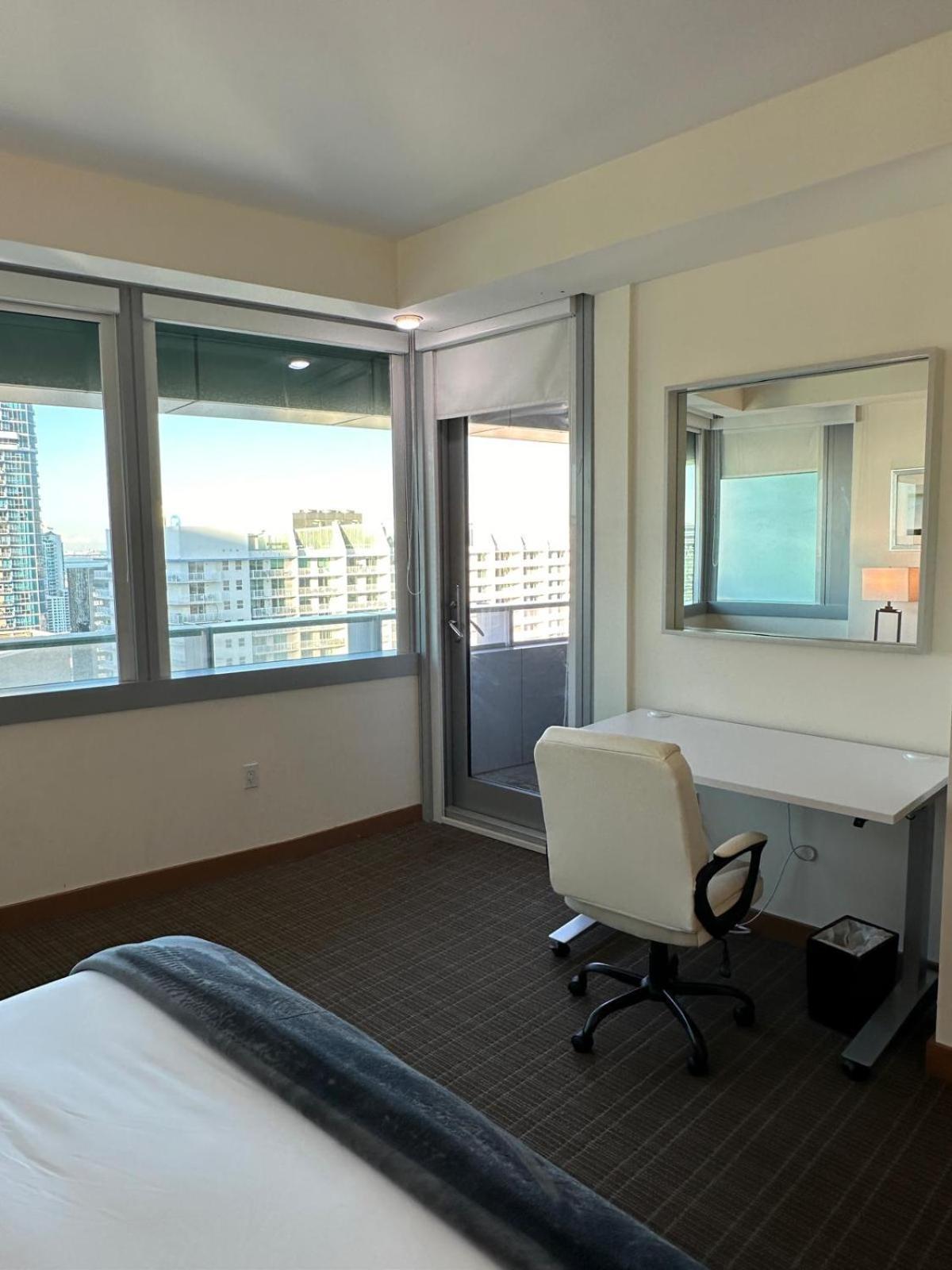 Aka Brickell Condo Free Parking By Palermo Home Miami Bagian luar foto